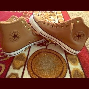 CAMEL CONVERSE SHOES